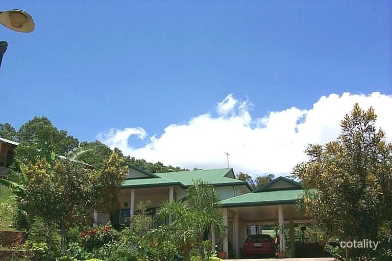 27 Guthrie Cl, Bentley Park, QLD 4869