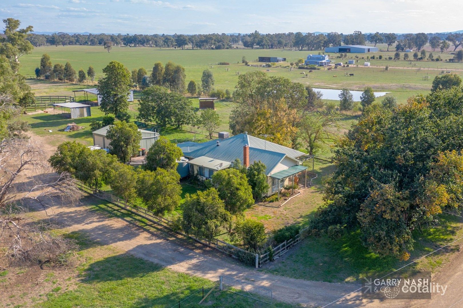 214 Reillys Lane, Oxley, VIC 3678