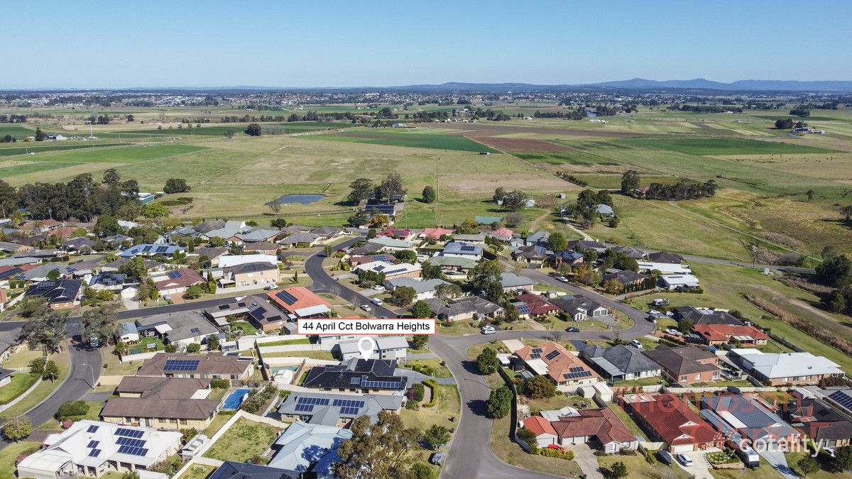 44 April Cct, Bolwarra Heights, NSW 2320