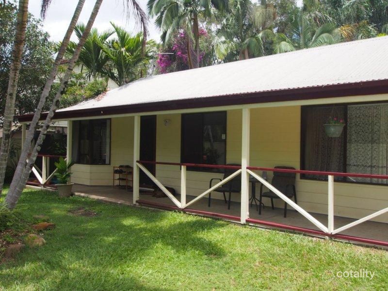 37 Menzies Dr, Pacific Paradise, QLD 4564