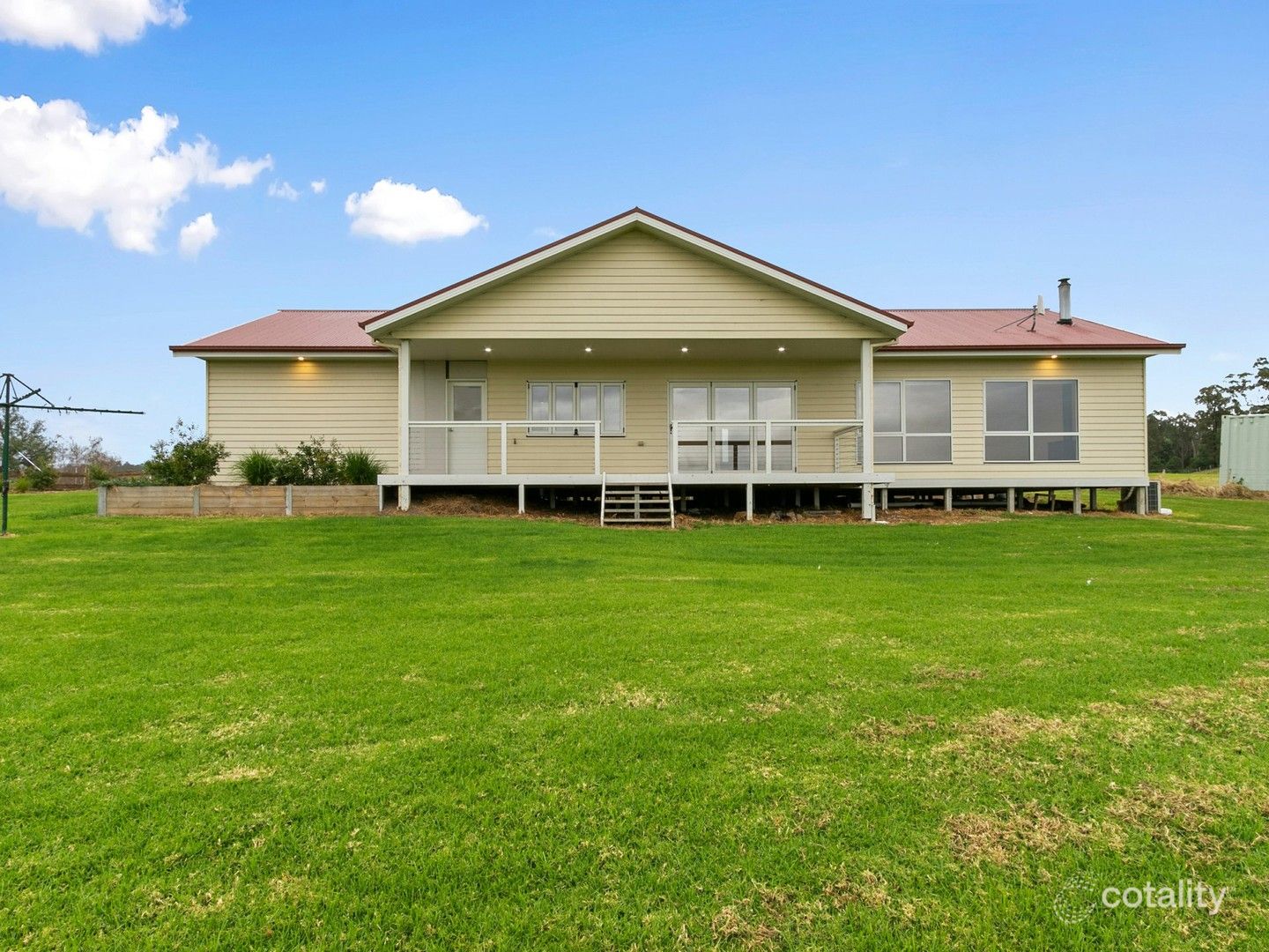 16 View St, Bruthen, VIC 3885