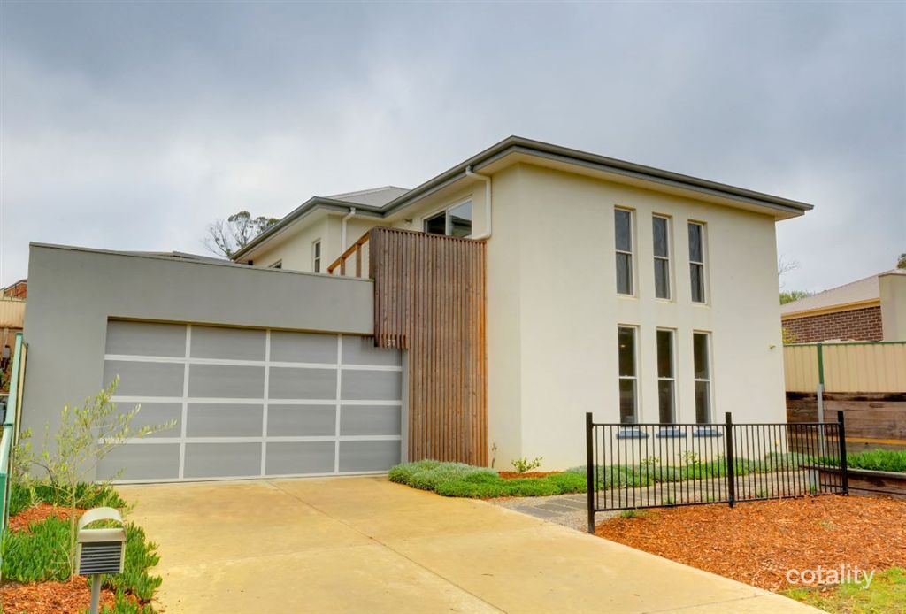 57 Hocking Ave, Mount Clear, VIC 3350