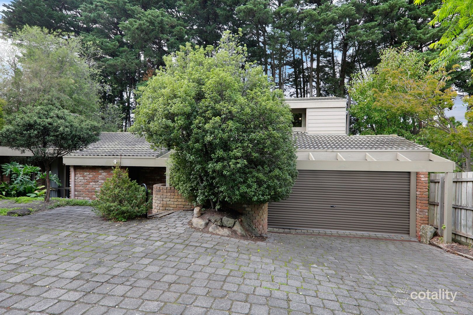 2/87 Essex Rd, Surrey Hills, VIC 3127