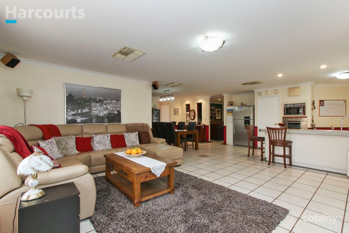 79 Brenchley Dr, Atwell, WA 6164