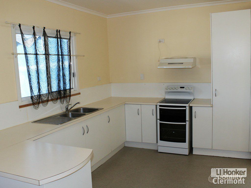 63 Box St, Clermont, QLD 4721