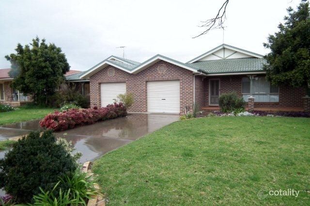24 Dickson Rd, Griffith, NSW 2680