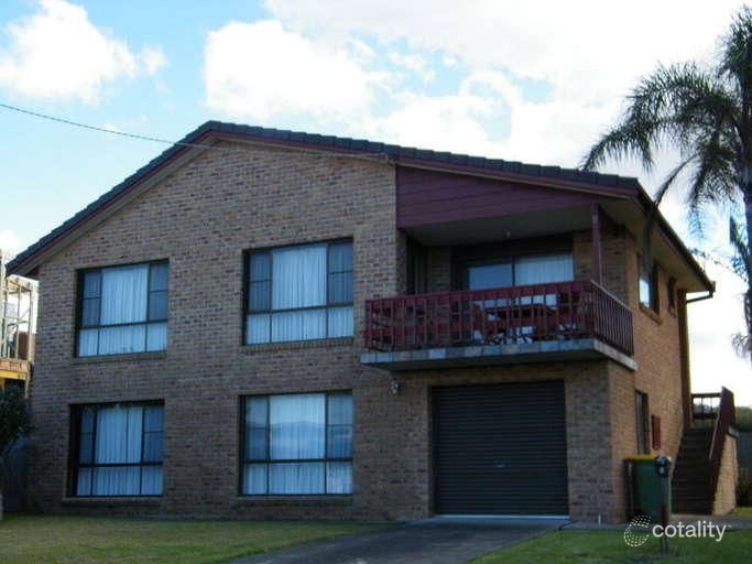 2 Anniversary Dr, Diamond Beach, NSW 2430