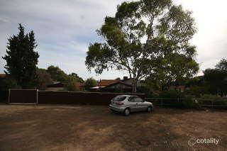 2 Osmund Cres, Christie Downs, SA 5164