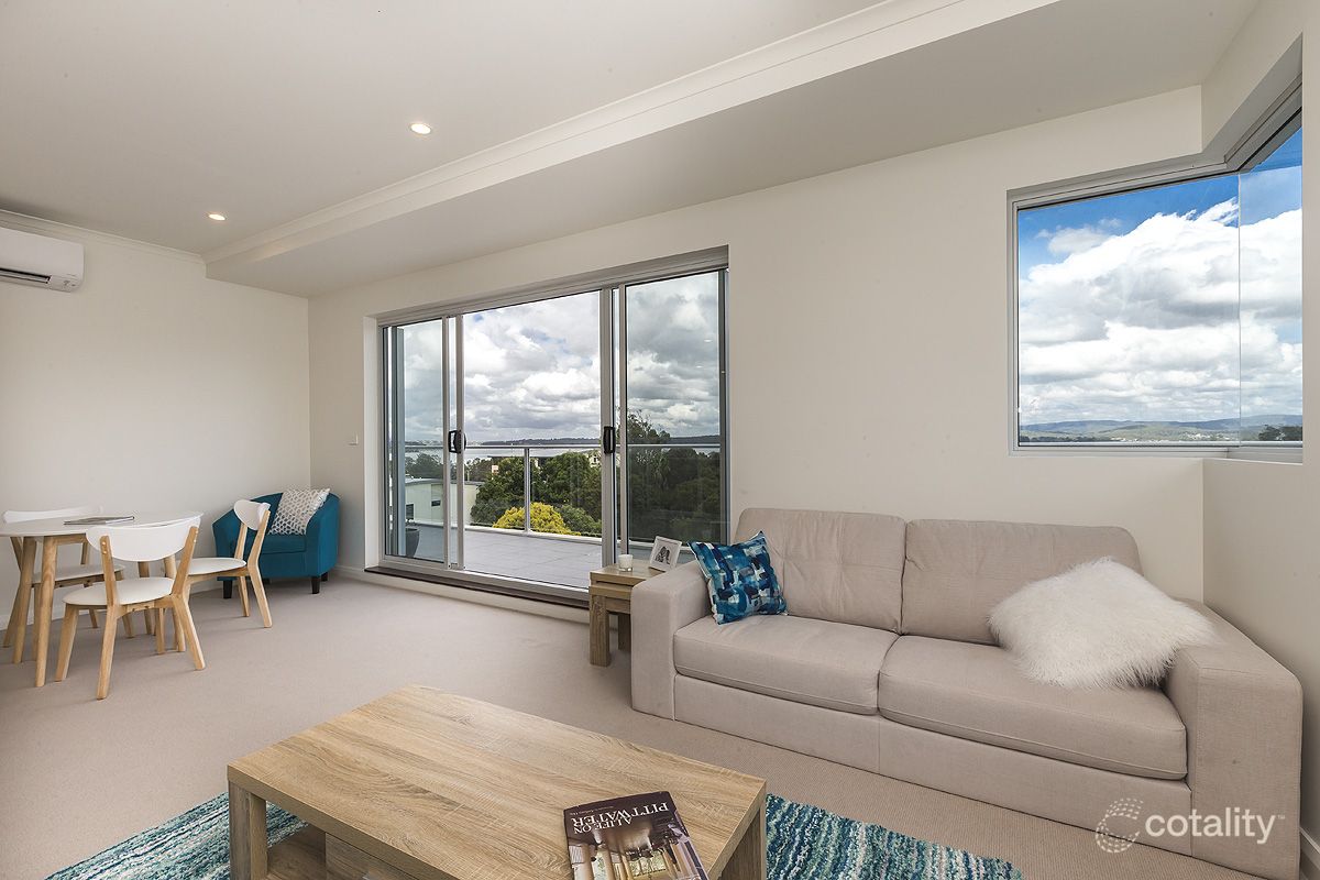301/2-4 Howard St, Warners Bay, NSW 2282