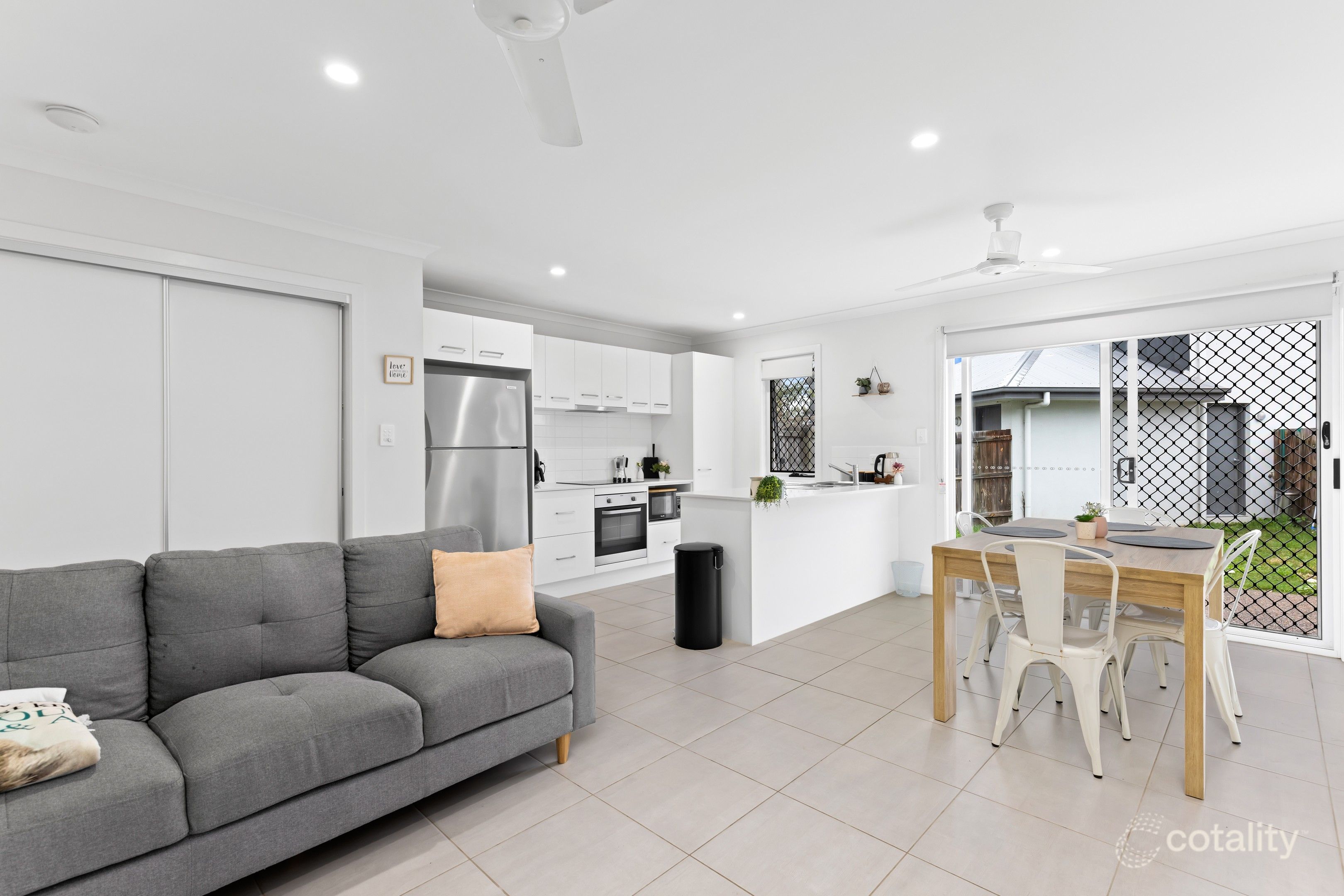 3/10 Scenic Rd, Redbank Plains, QLD 4301