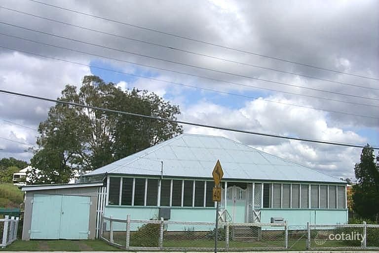 38 Bergin St, Booval, QLD 4304