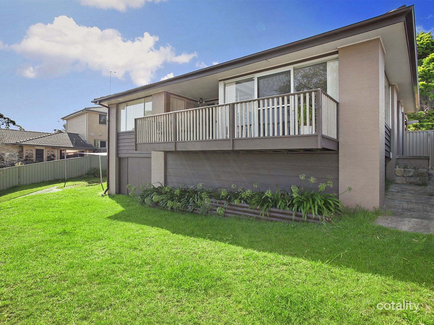 2 Kooraban St, Waterfall, NSW 2233