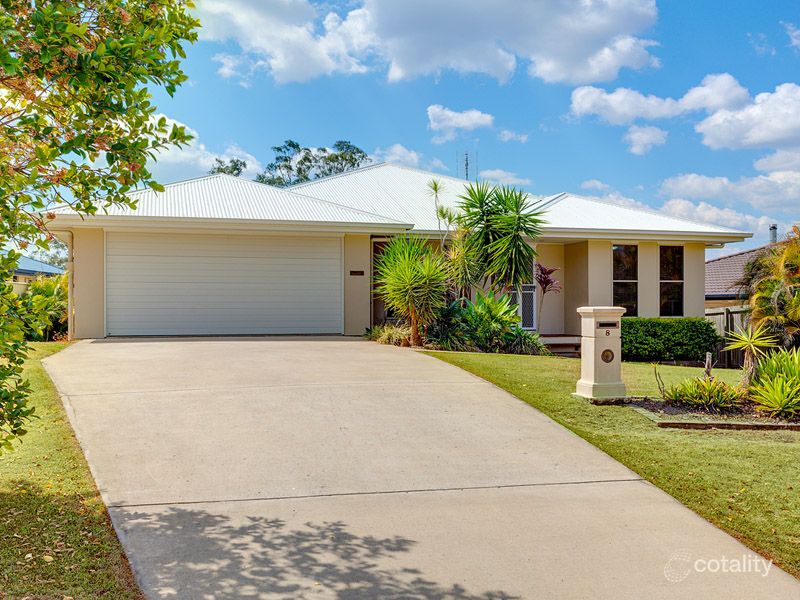 8 Suncrest Ct, Southside, QLD 4570