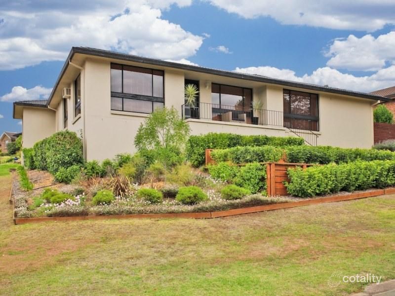 29 Caroline Chisholm Dr, Camden South, NSW 2570