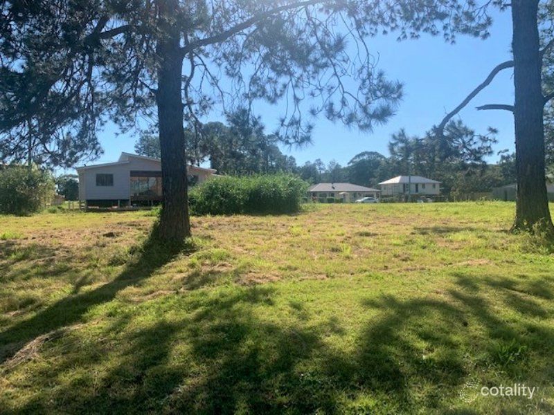 9 Banksia St, Russell Island, QLD 4184