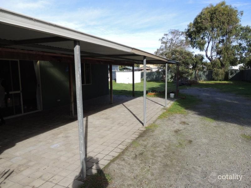 13 Connelly St, Little Grove, WA 6330