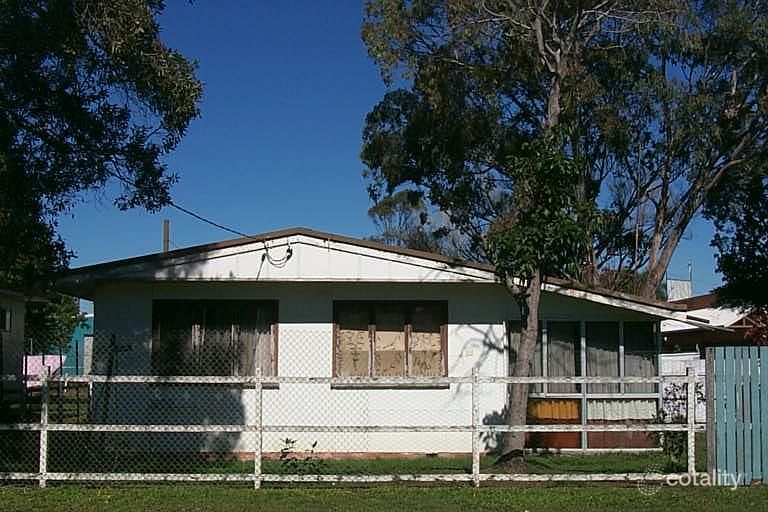 33 Hinkler Pde, Maroochydore, QLD 4558