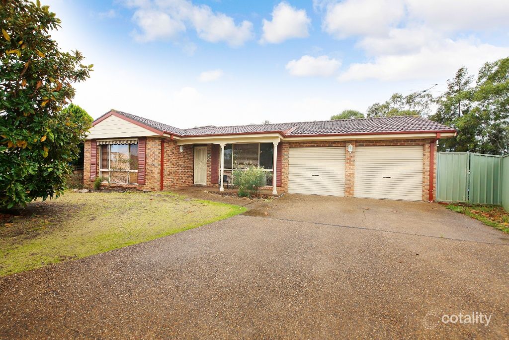 9 Saltpetre Cl, Eagle Vale, NSW 2558