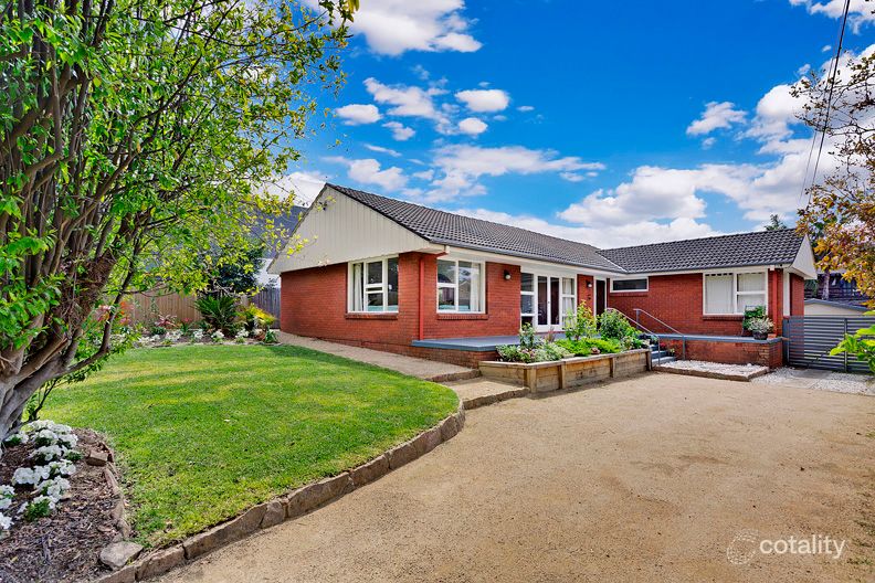 22 St Andrews Gte, Elanora Heights, NSW 2101