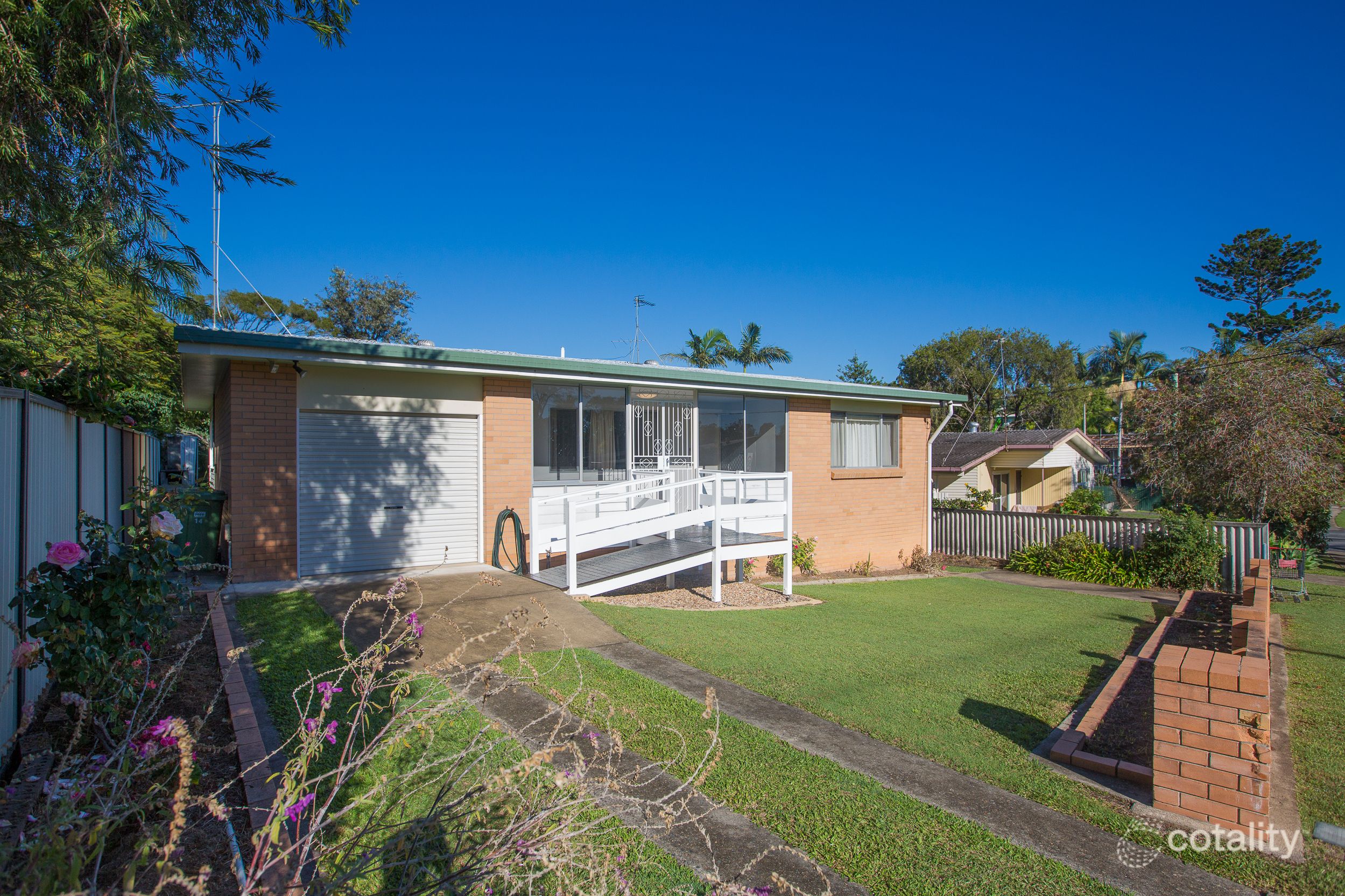 14 Shirley St, Southport, QLD 4215