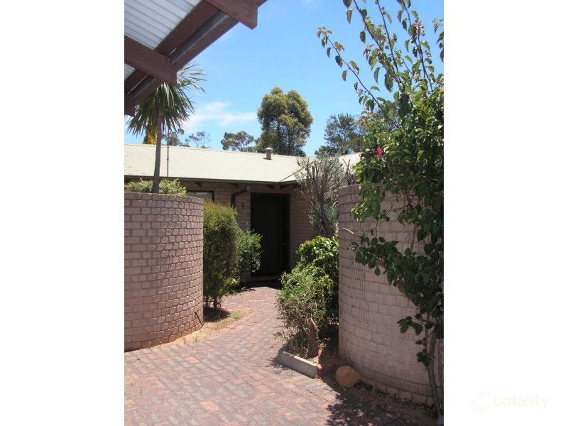 6/2995 Jacoby St, Mundaring, WA 6073