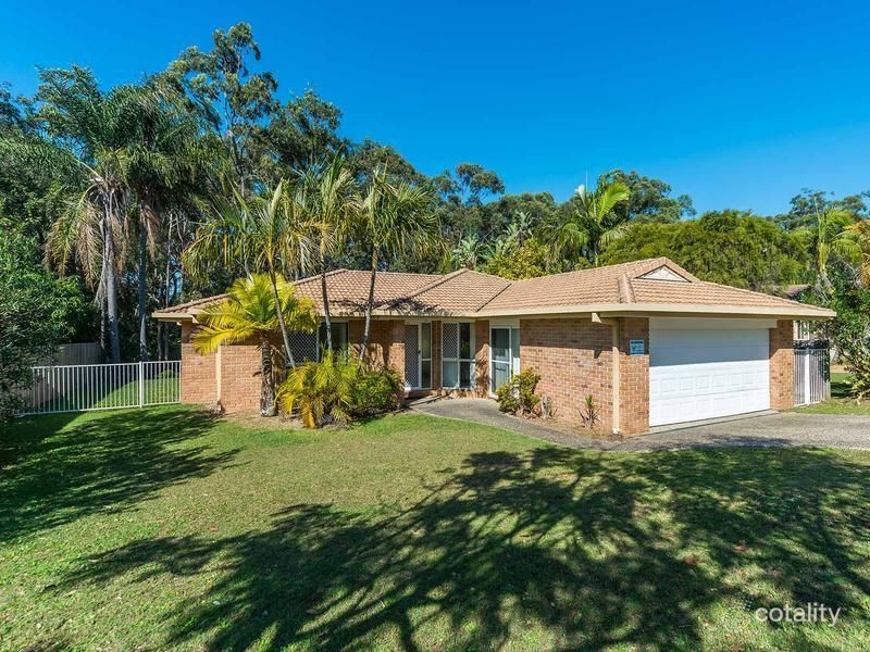 28 Ballybunion Dr, Parkwood, QLD 4214