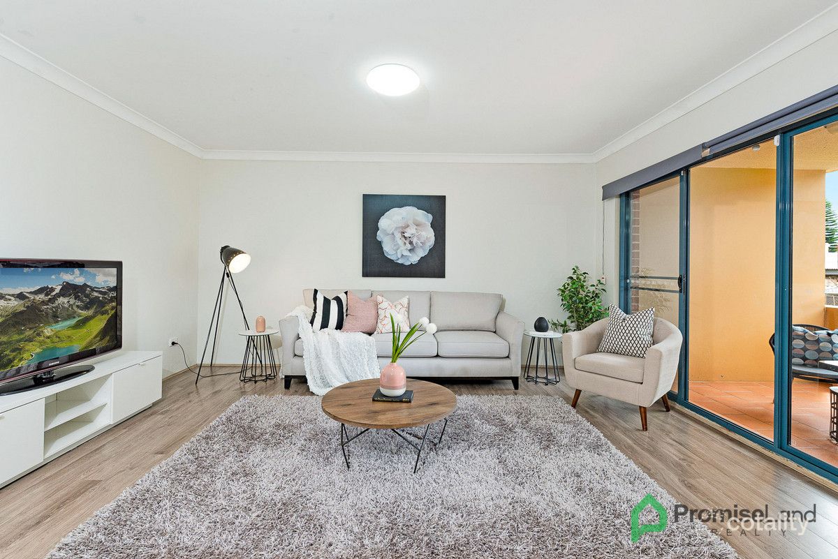 8/27 Station St W, Parramatta, NSW 2150