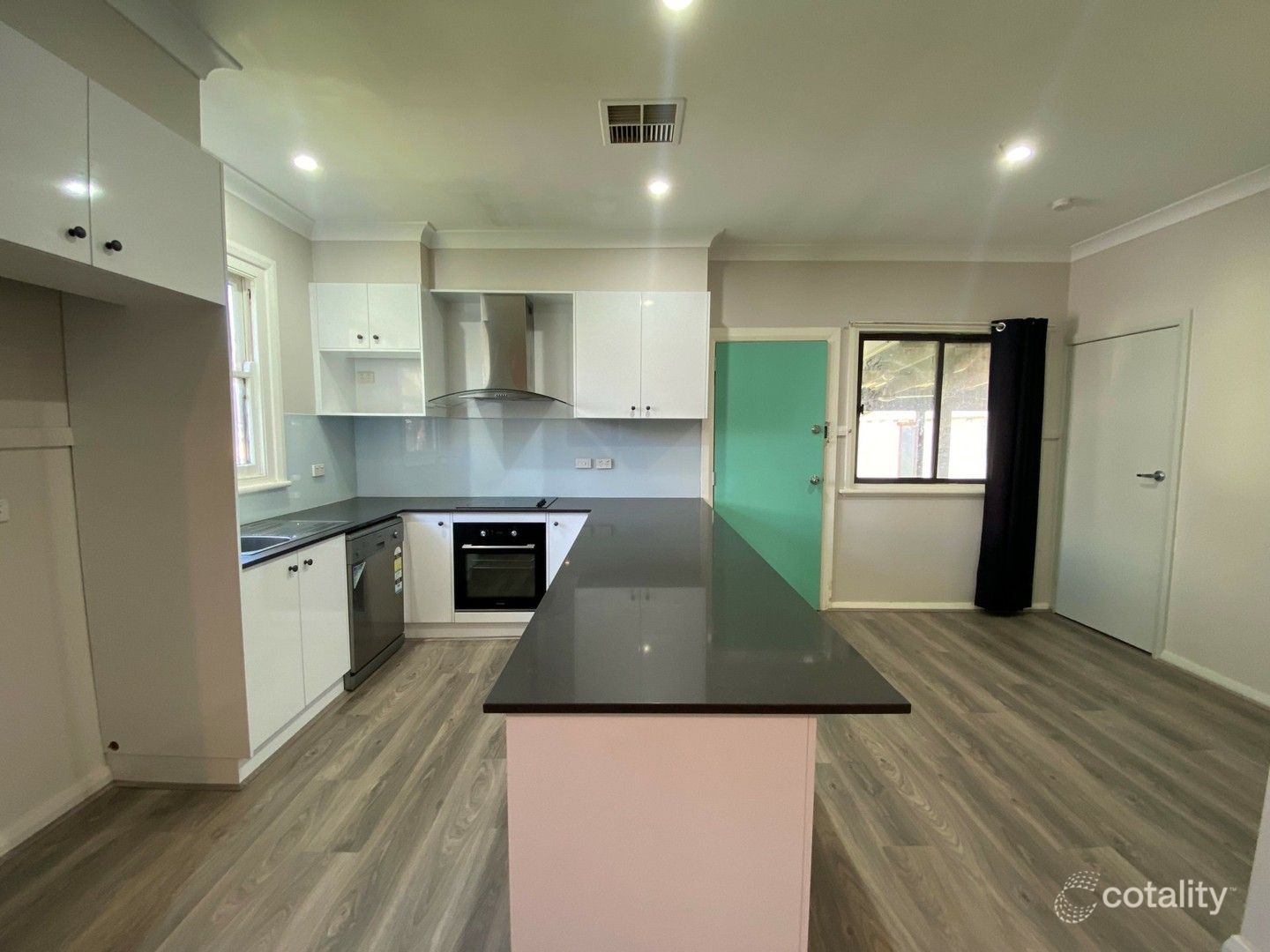 6 Robina St, South Tamworth, NSW 2340