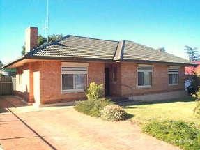 4 Kunoth St, Berri, SA 5343