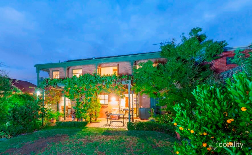 9 Tuxen Ct, Highton, VIC 3216