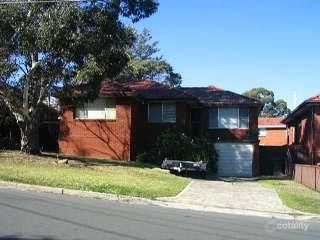 15 Surrey Ave, Georges Hall, NSW 2198