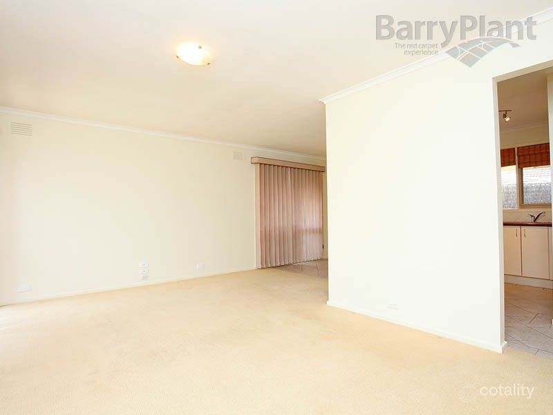 34 Tulloch Ave, Kurunjang, VIC 3337