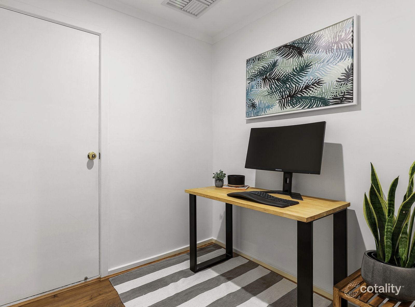 2 Scarborough Sq, Mont Albert North, VIC 3129