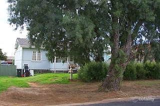 4 Maley Pl, Beachlands, WA 6530