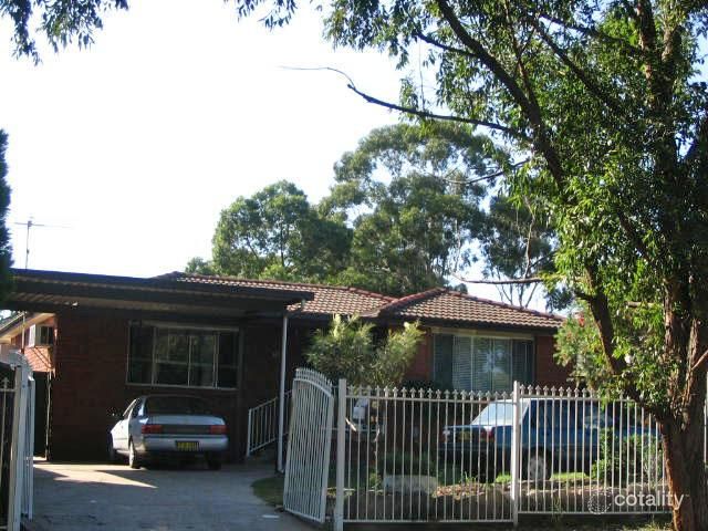 59 Wilkie Cres, Doonside, NSW 2767
