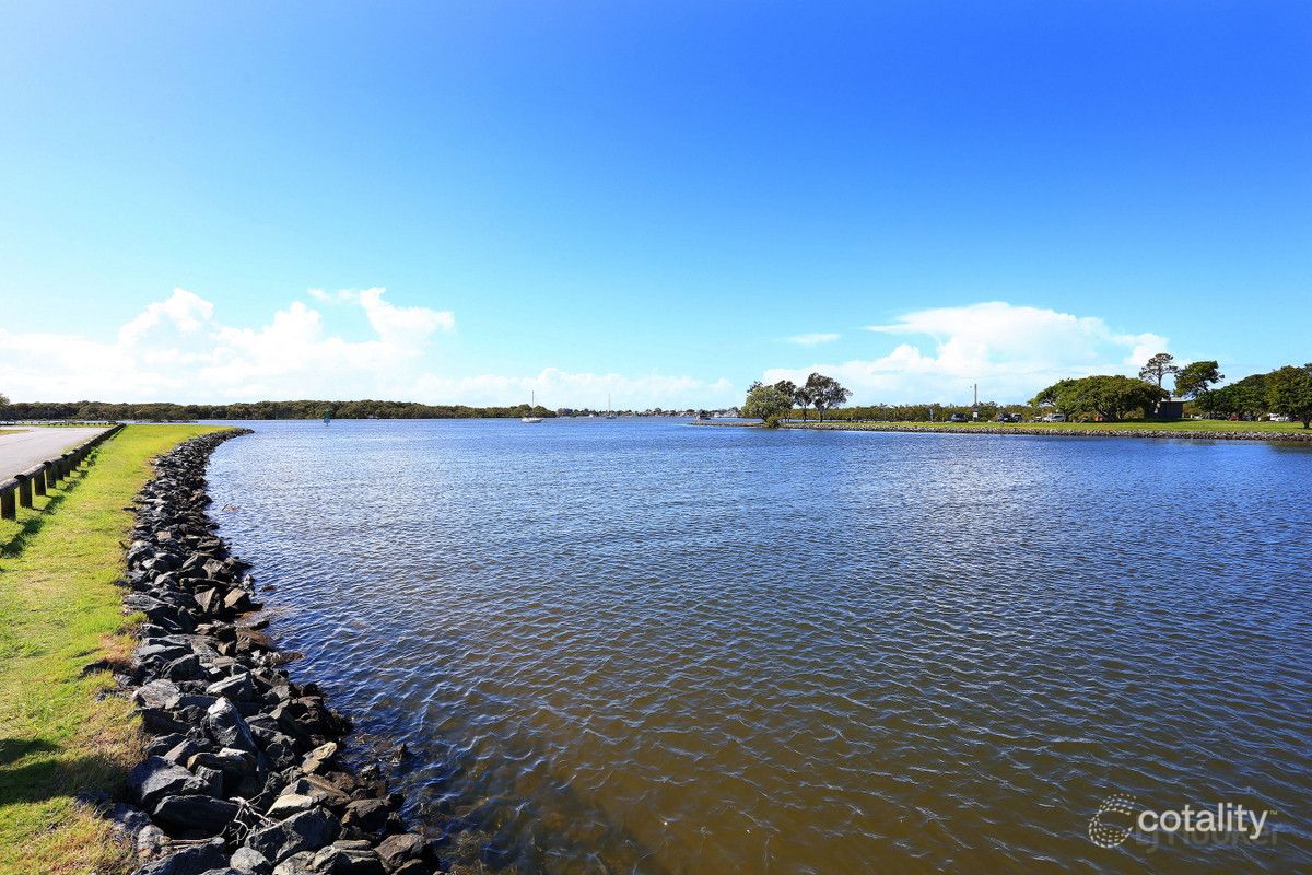 6 Pool St, Hope Island, QLD 4212