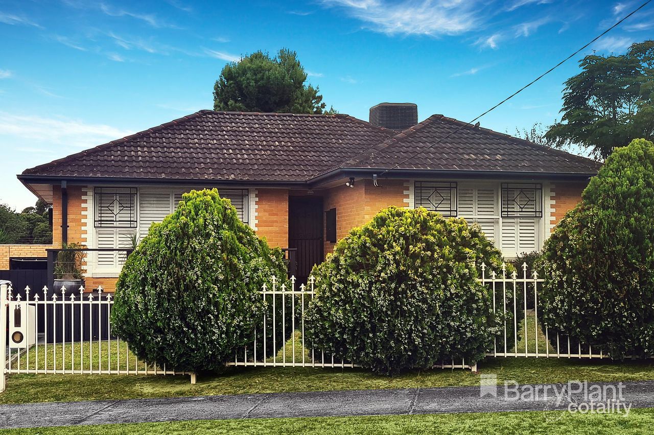 15 Eclipse Cres, Watsonia, VIC 3087