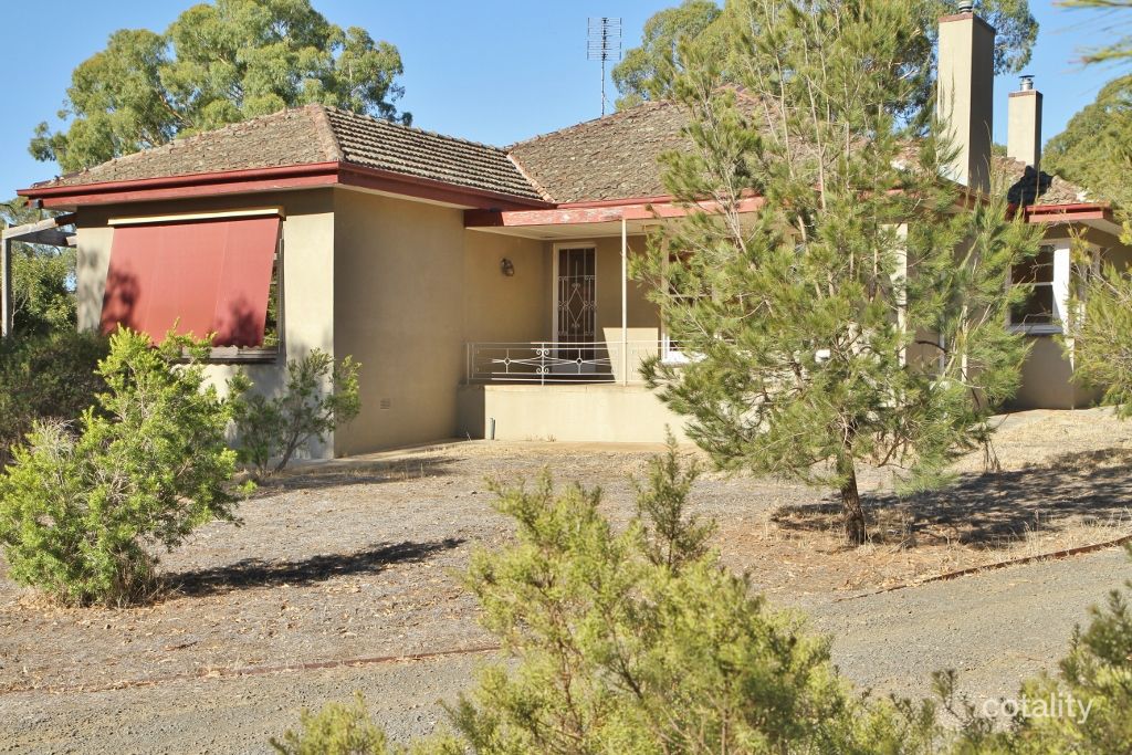 32 Five Gums Lane, Heathcote, VIC 3523