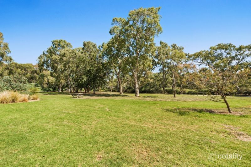 5 Louis Ct, Newtown, VIC 3220