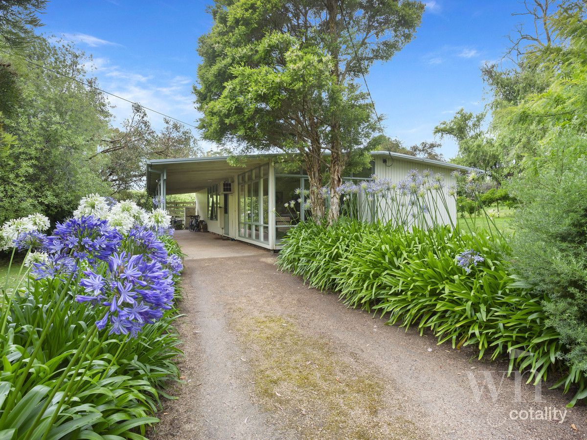 4 Winston Ct, Mount Martha, VIC 3934