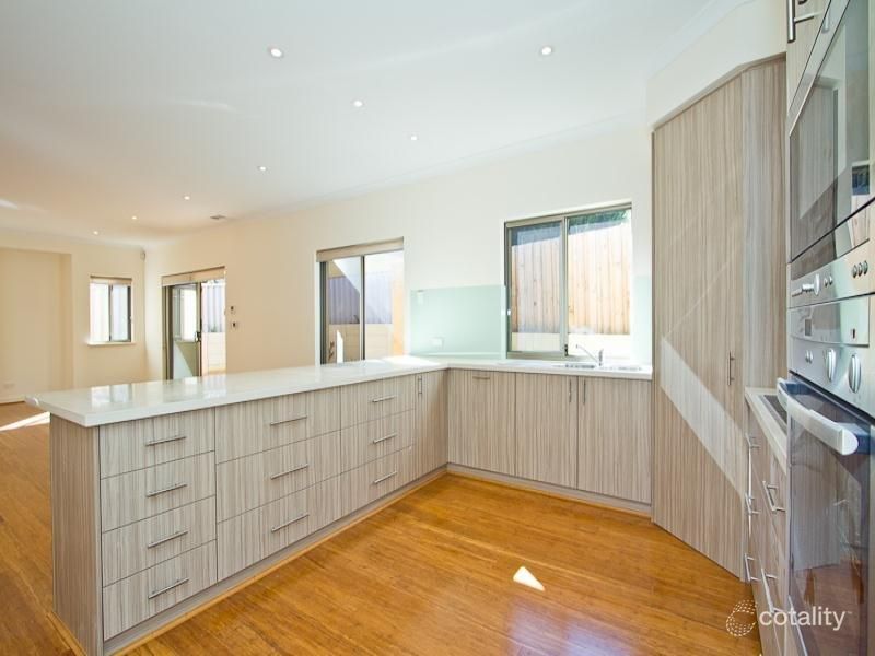 2b Kell Pl, Wembley Downs, WA 6019
