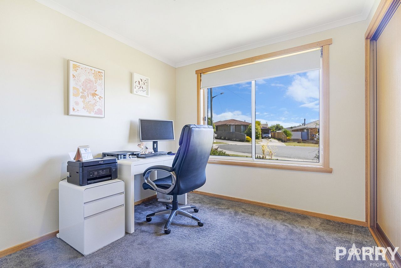 11 Leslie Gr, Prospect Vale, TAS 7250