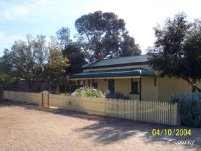 34 Main St, Owen, SA 5460