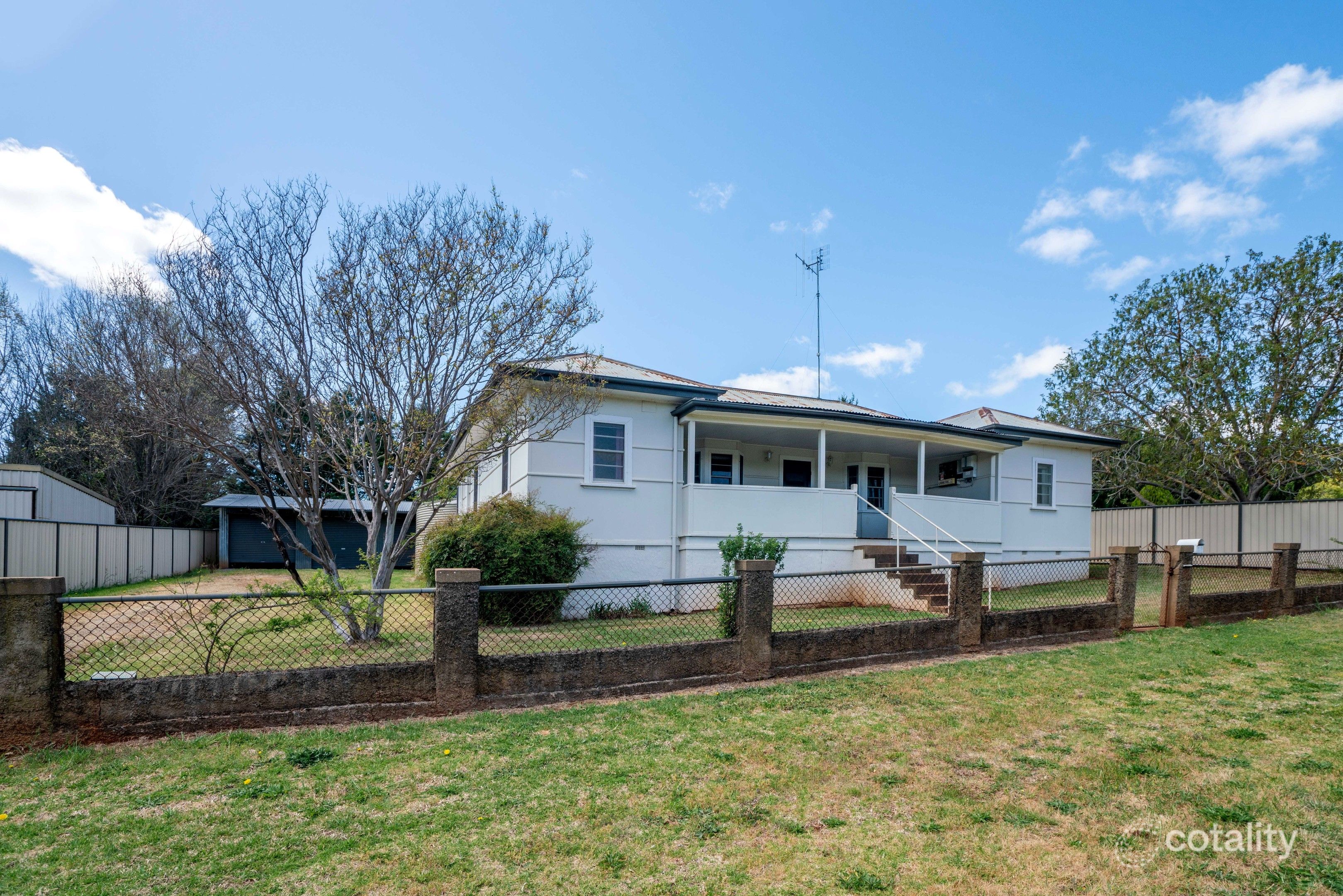 18 George St, Molong, NSW 2866