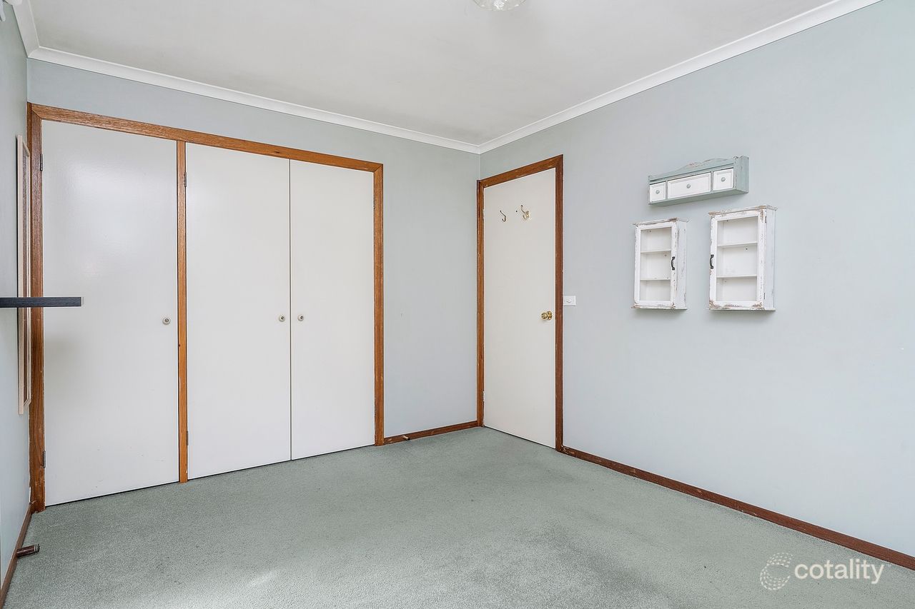 39-41 Urquhart St, Gordon, VIC 3345