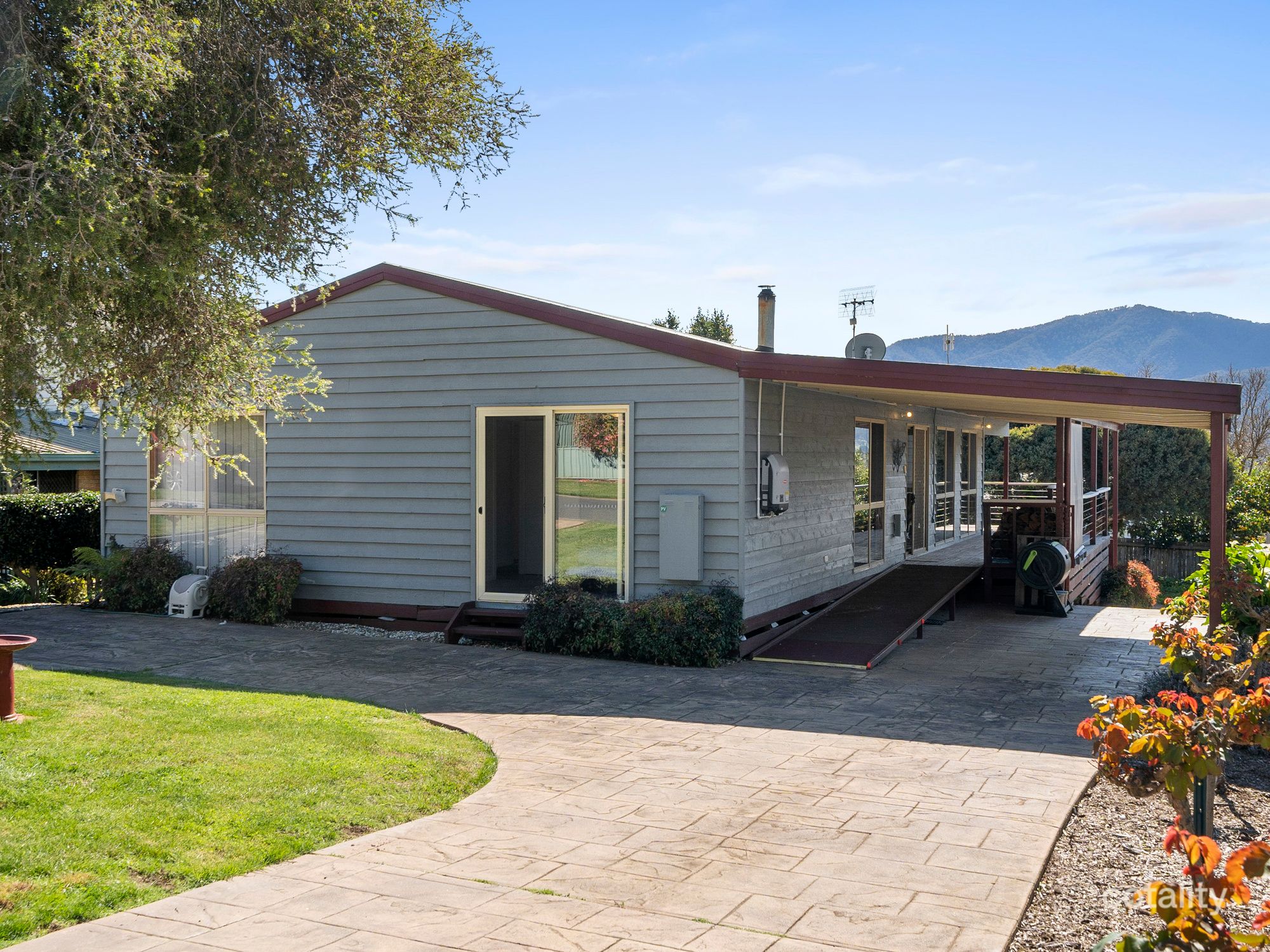 16 Myrtle St, Tawonga South, VIC 3698