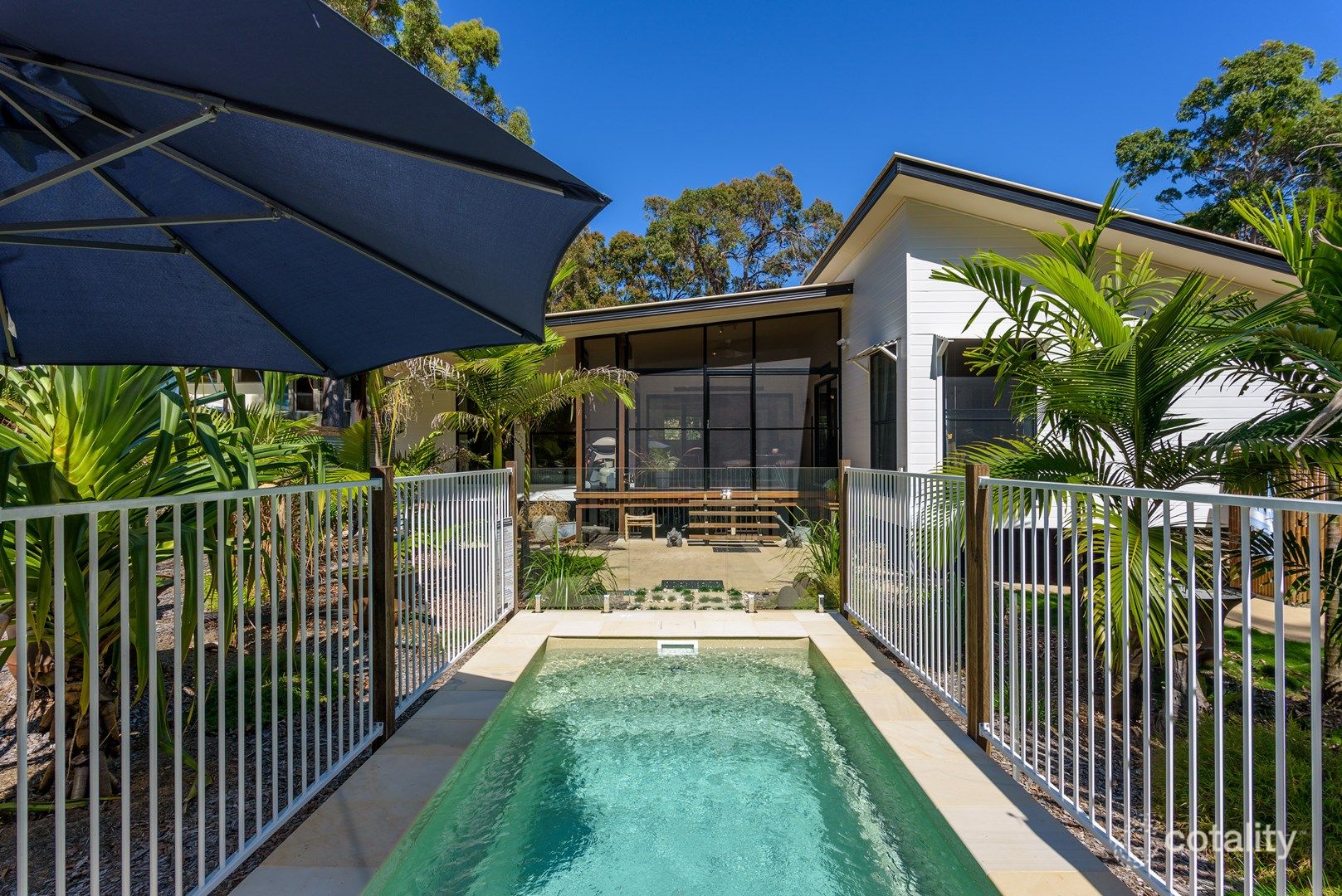 10 Satinwood Rd, Rainbow Beach, QLD 4581