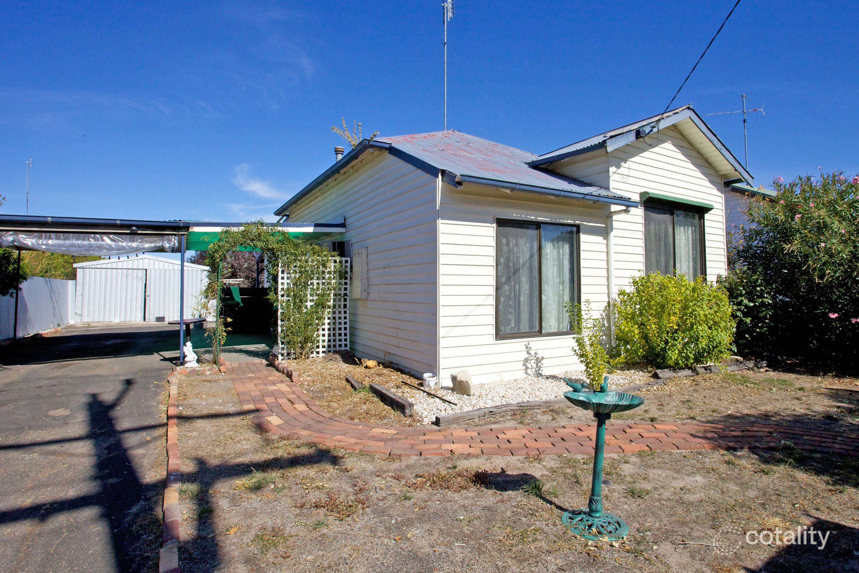 11 Hazel St, Horsham, VIC 3400