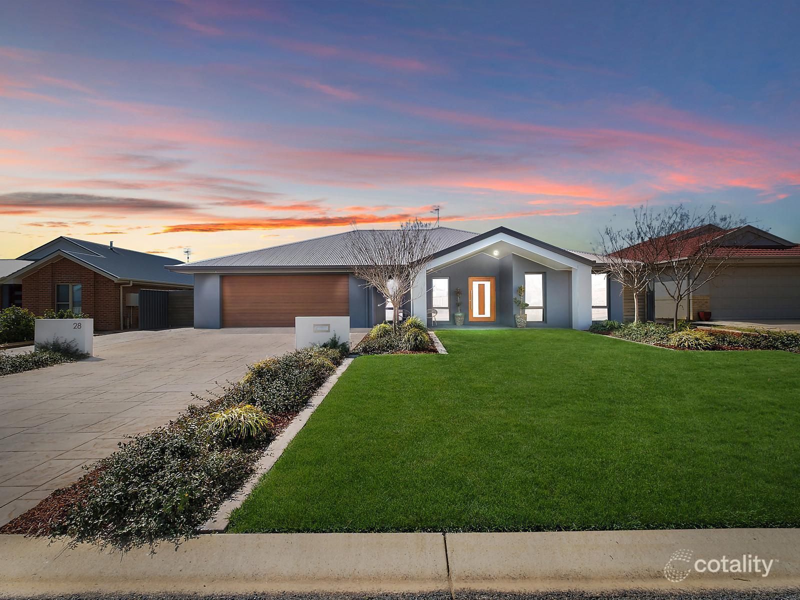 28 Westwood Cct, Bungendore, NSW 2621