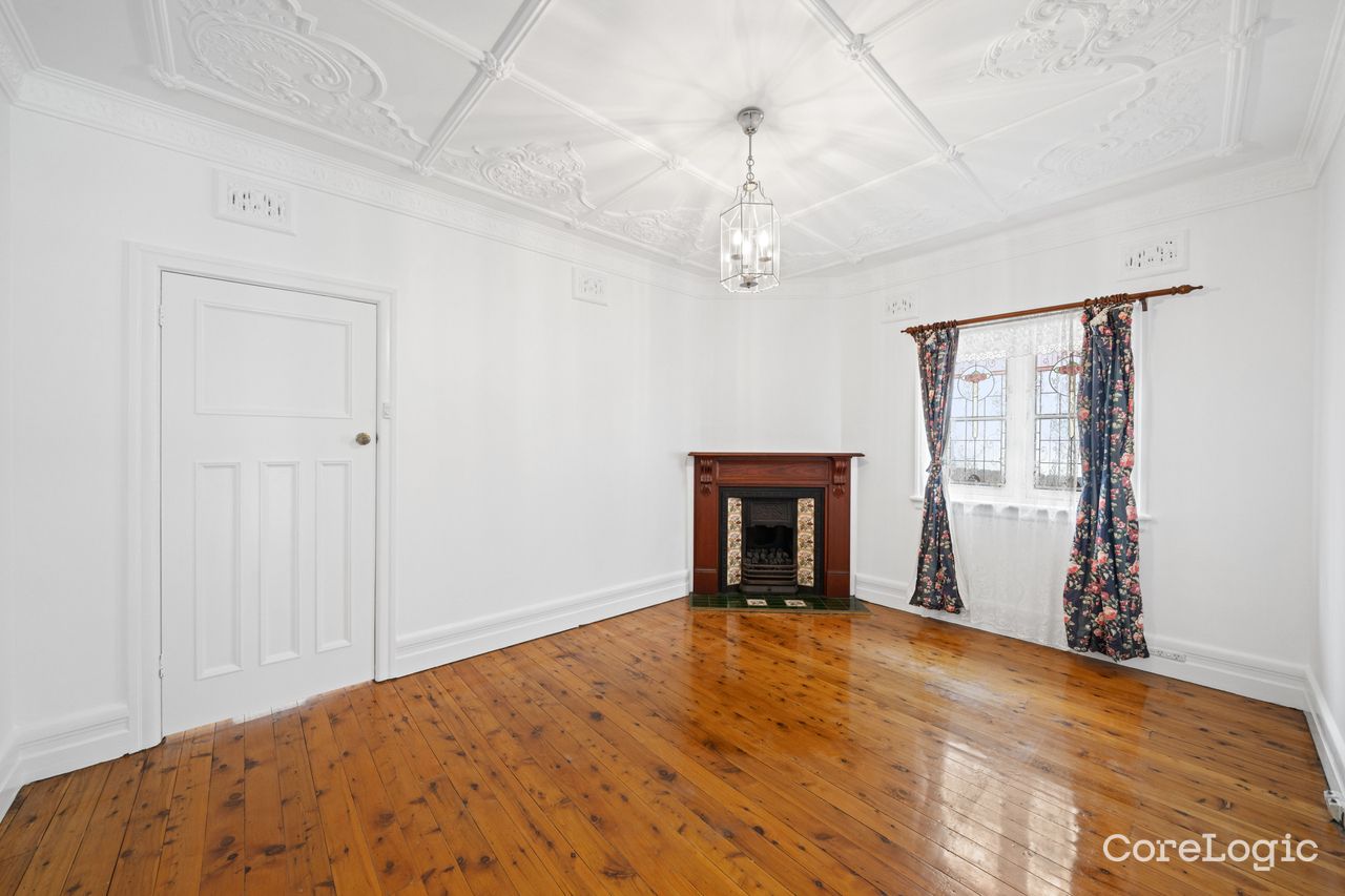 2 Tait St, Russell Lea, NSW 2046